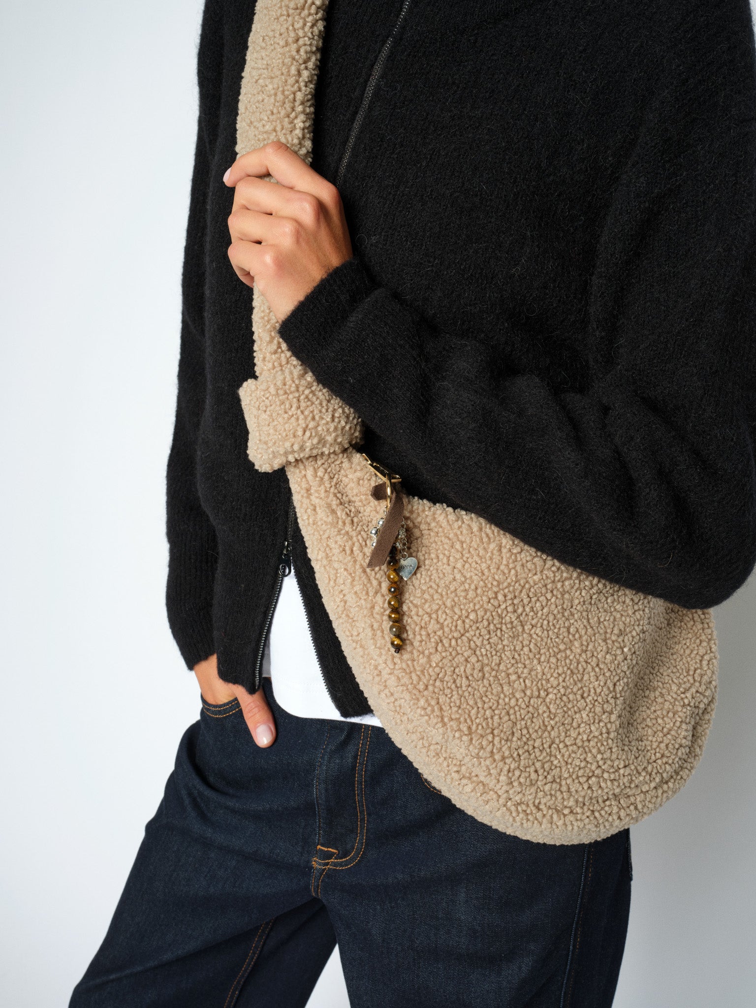 Modelshot / Oxford Tan / Detail